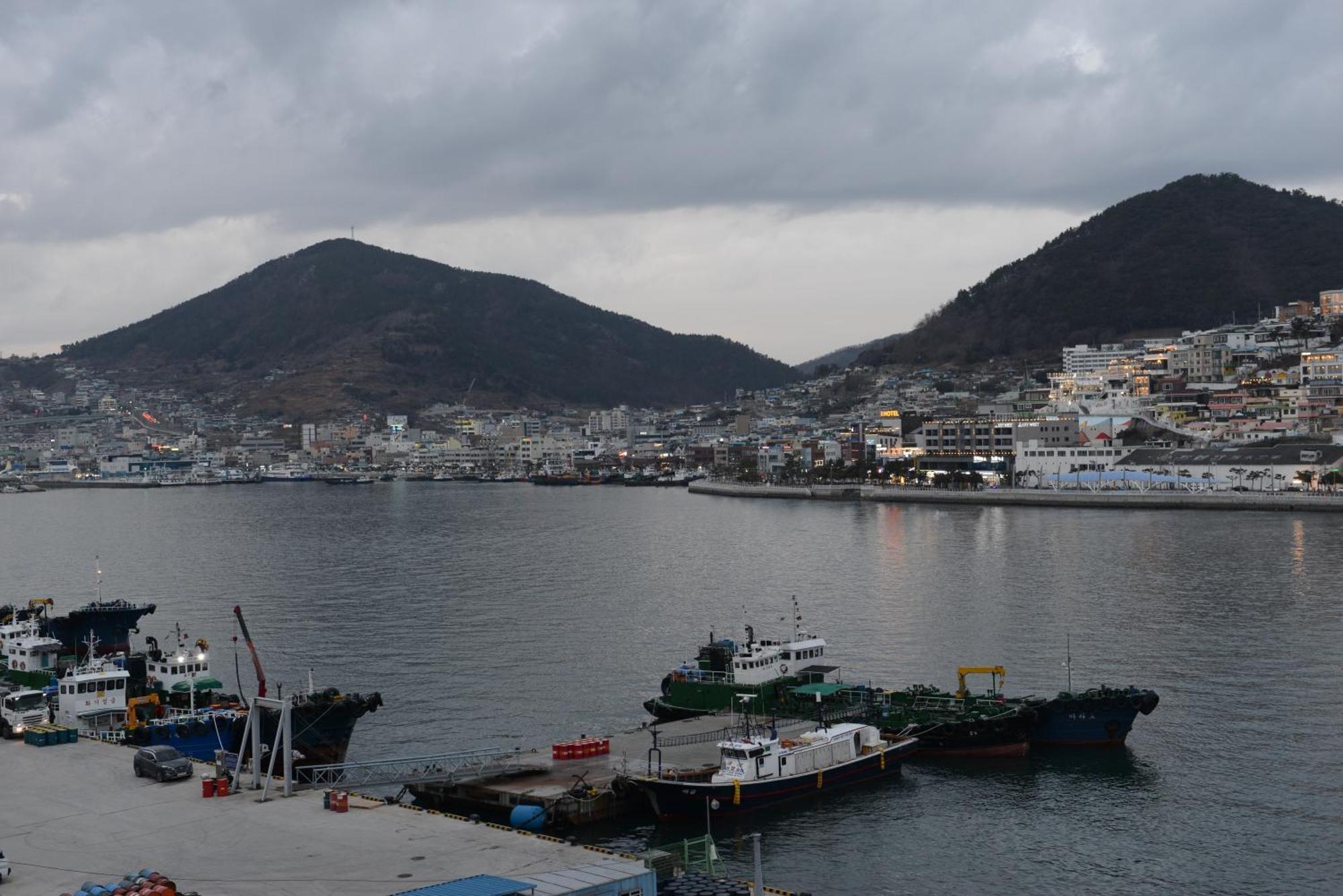 Lium Spa Hostel Yeosu Eksteriør bilde