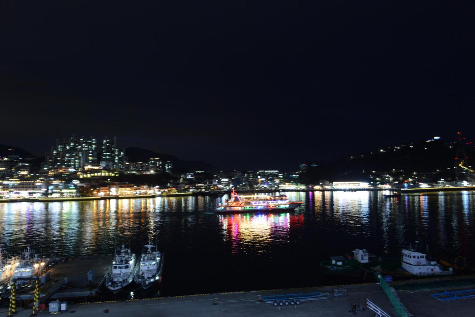 Lium Spa Hostel Yeosu Eksteriør bilde