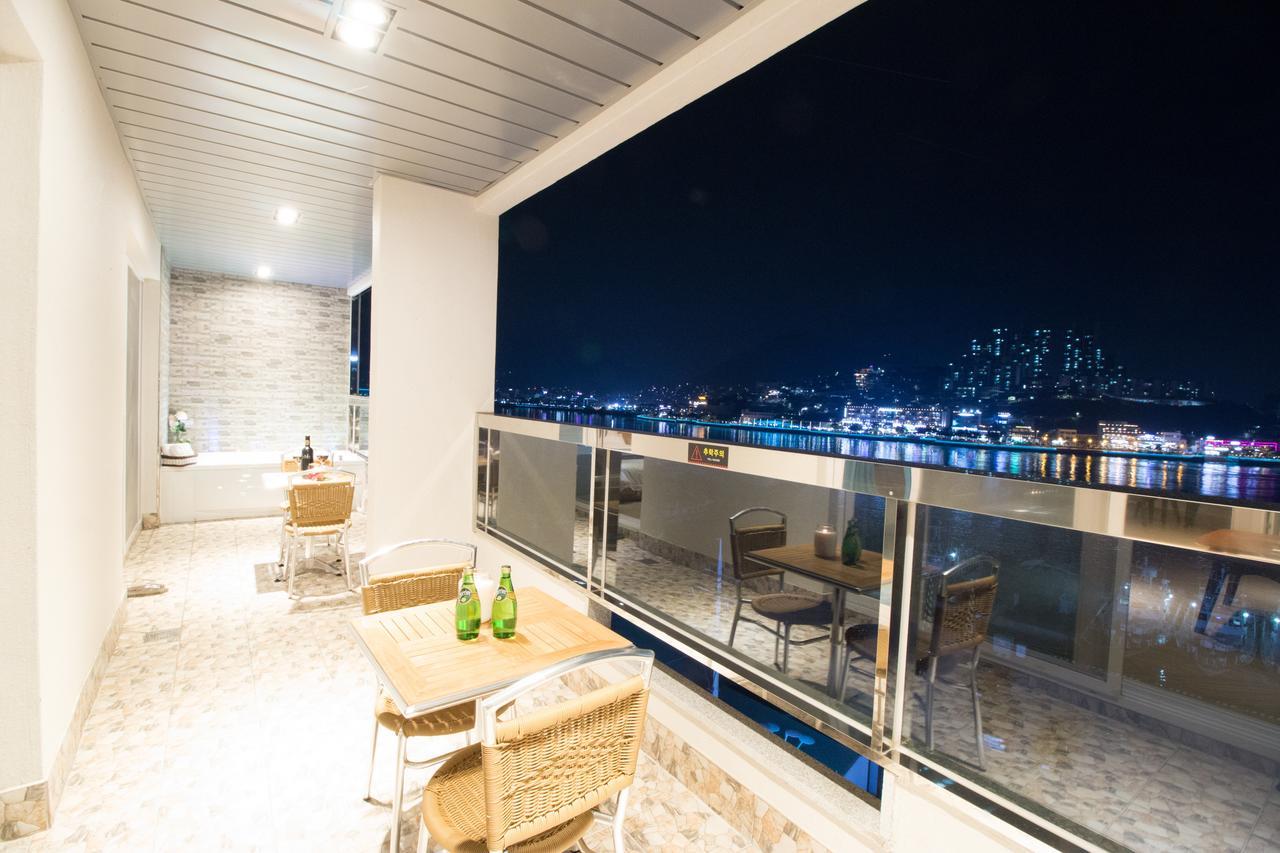 Lium Spa Hostel Yeosu Eksteriør bilde