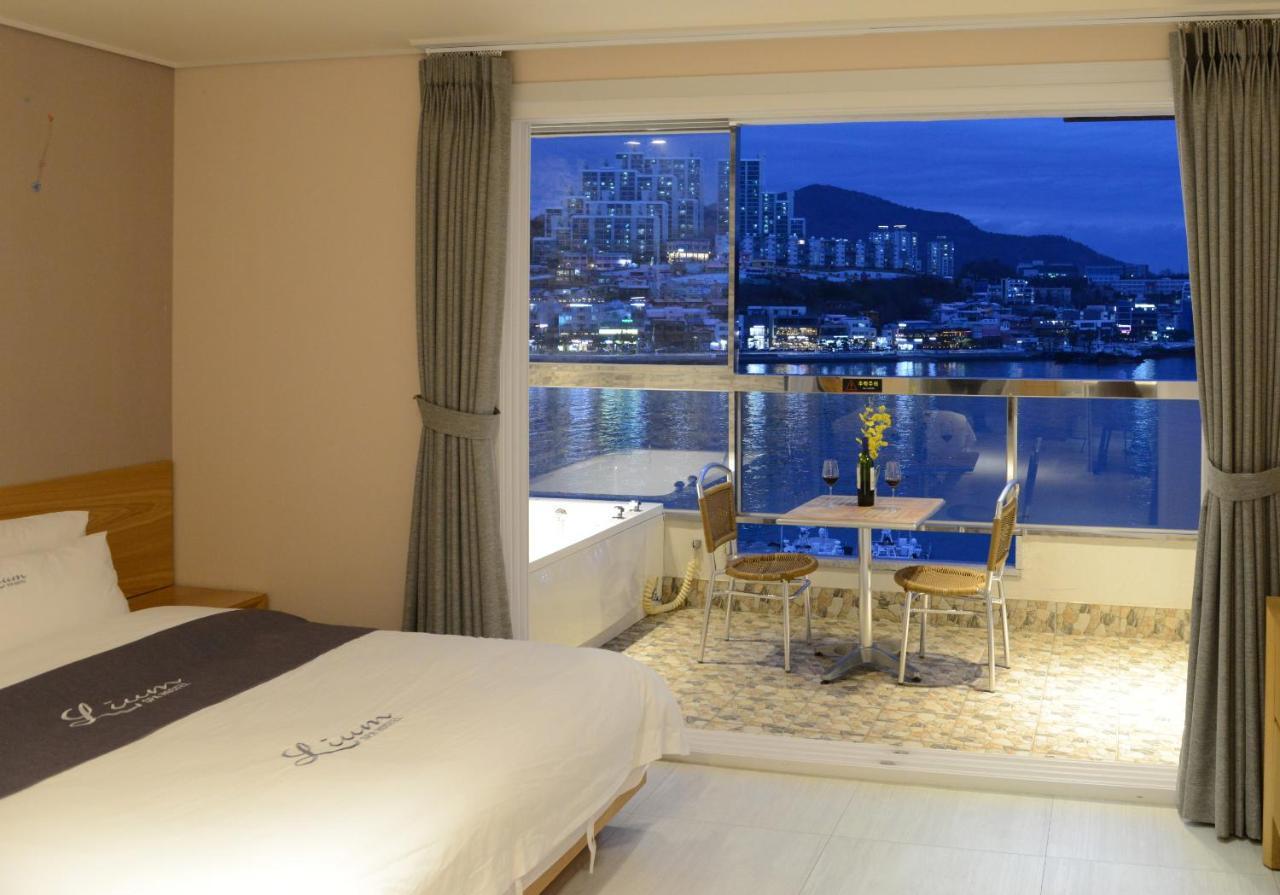 Lium Spa Hostel Yeosu Eksteriør bilde